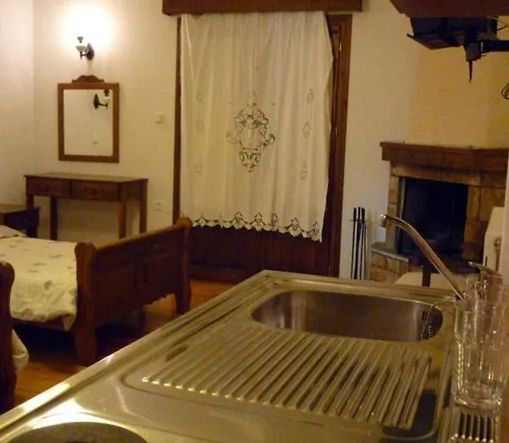 Archontiko Christodoulou Aparthotel Vronteron (Thessaly)